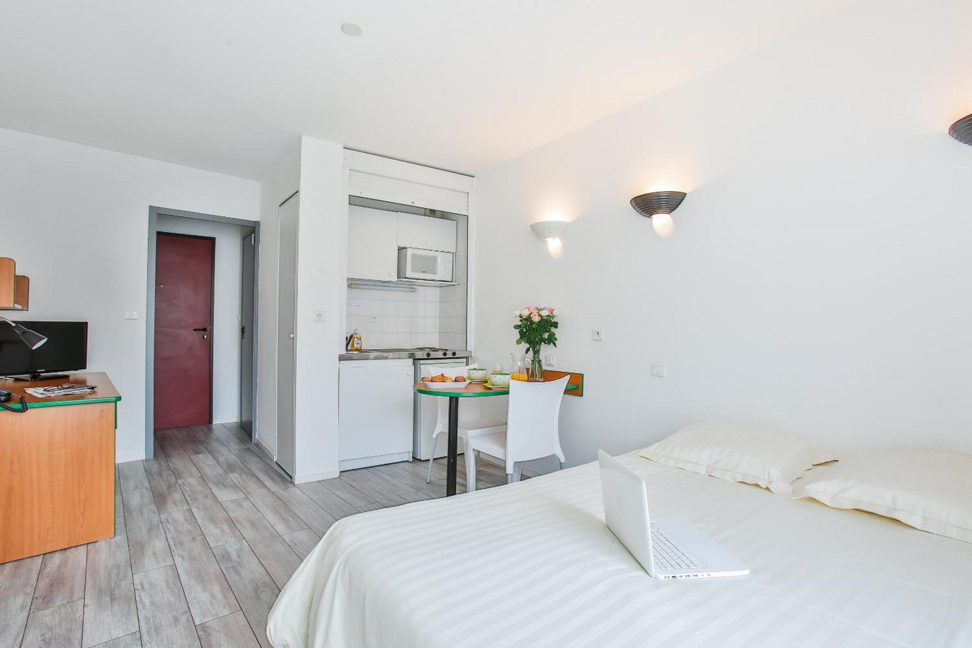 Appart'Hotel Laureades Clermont-Ferrand Centre Jaude Δωμάτιο φωτογραφία