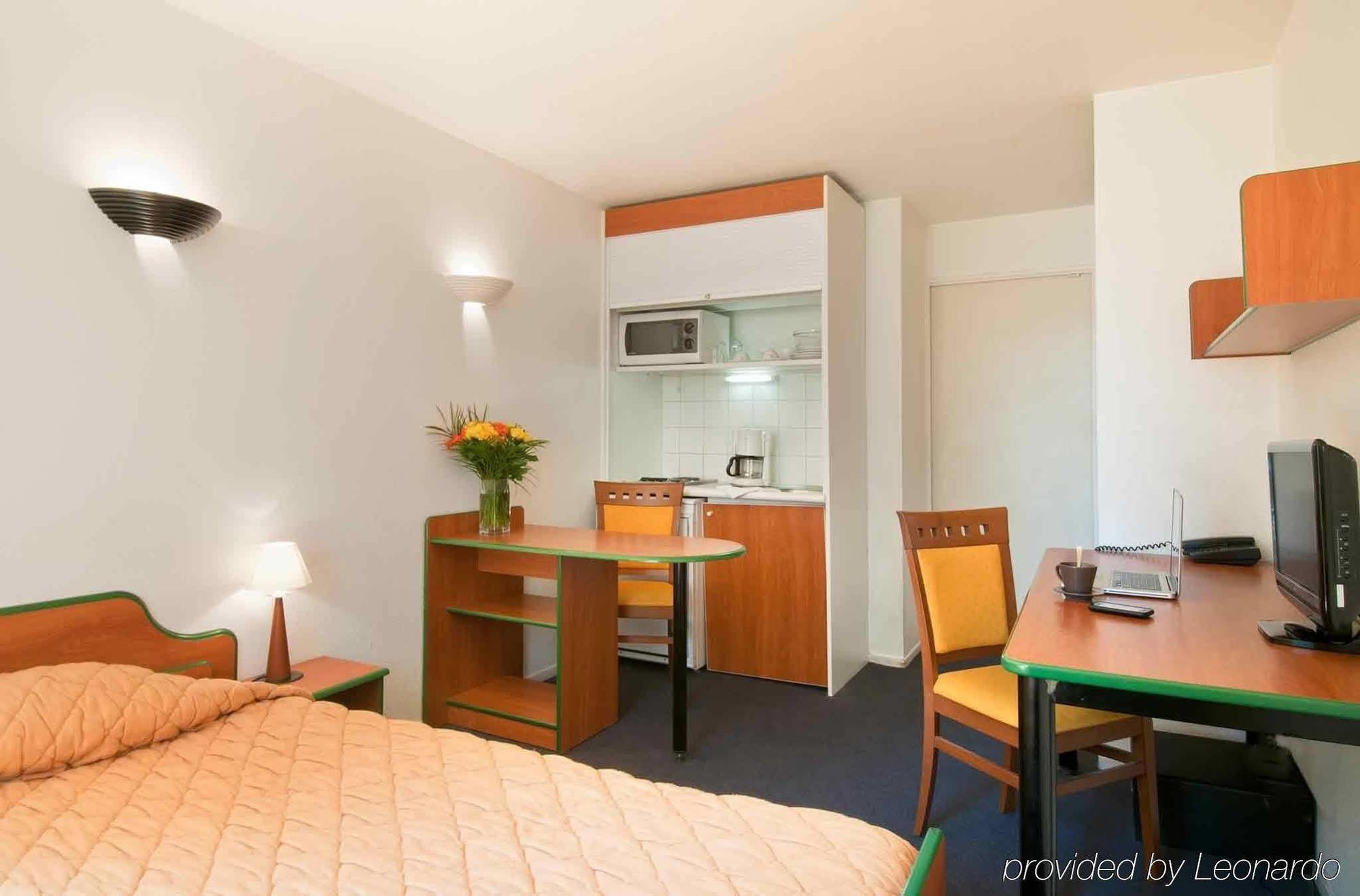 Appart'Hotel Laureades Clermont-Ferrand Centre Jaude Δωμάτιο φωτογραφία